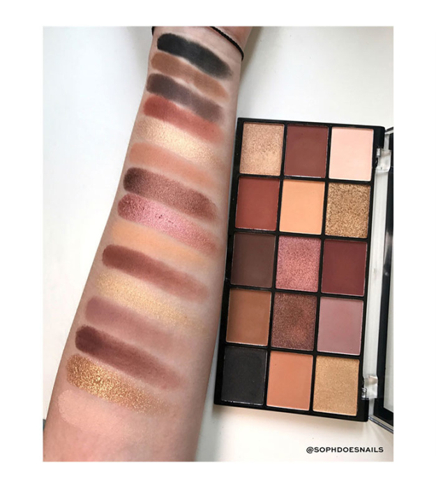 Makeup Revolution, Reloaded Eyeshadow Palette - Velvet Rose